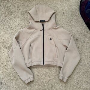 Alphalete Elmts crop zip jacket medium tan